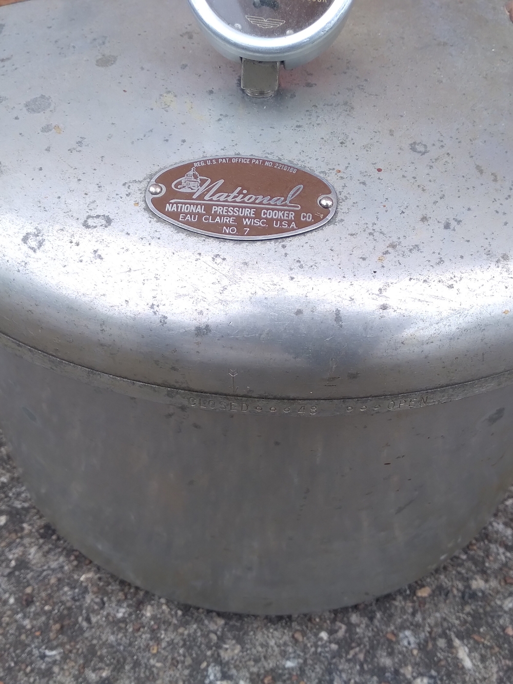 National Aluminum Pressure Cooker Lid with Built-In Gauge — Silver - Picture 2 of 4